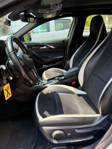 מודעת רכב אינפיניטי Q30