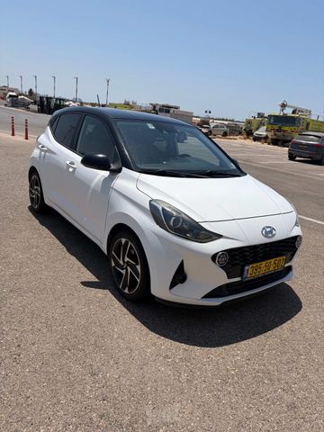יונדאי i10
