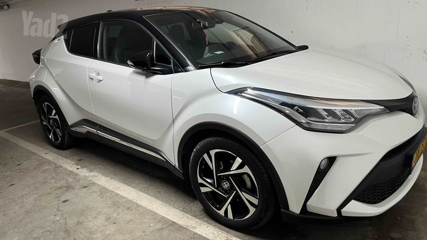מודעת רכב טויוטה C-HR