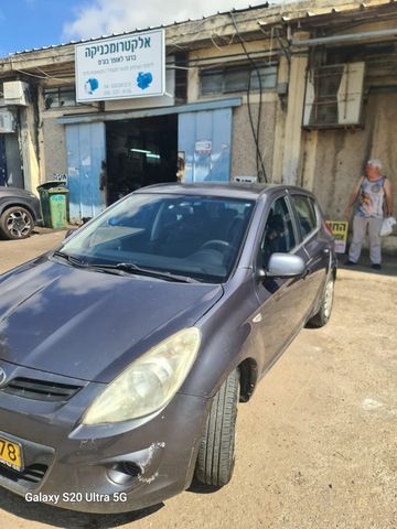 יונדאי i20