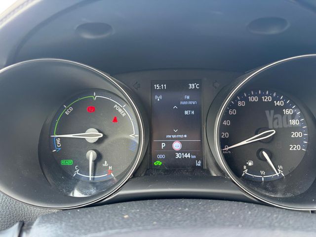 מודעת רכב טויוטה C-HR