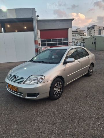 טויוטה קורולה