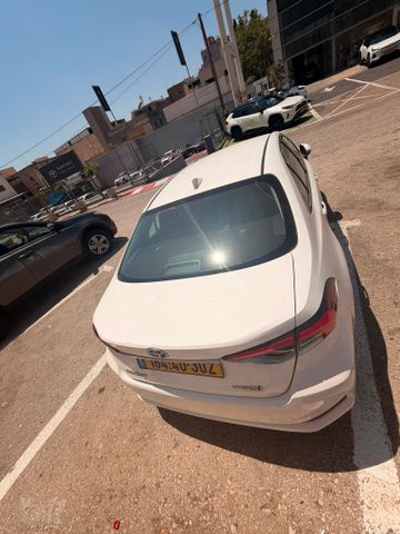 טויוטה קורולה