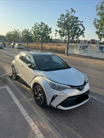 מודעת רכב טויוטה C-HR