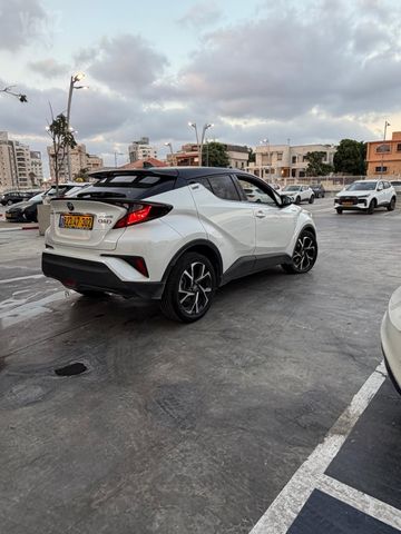 טויוטה C-HR