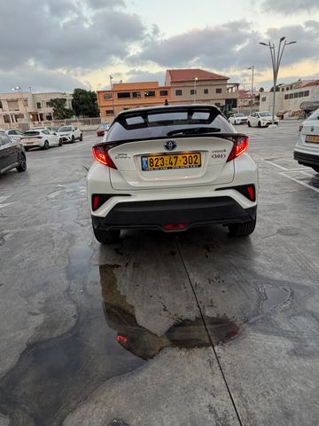טויוטה C-HR