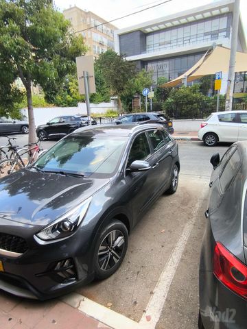 קיה נירו