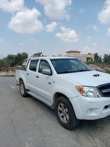 מודעת רכב טויוטה היילקס