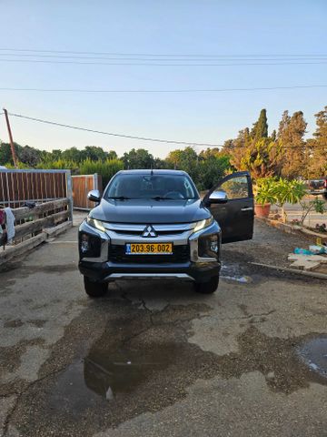 מיצובישי טרייטון / L200