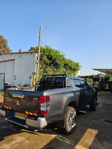 מיצובישי טרייטון / L200