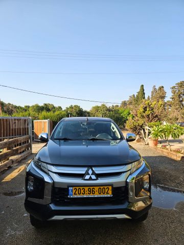 מיצובישי טרייטון / L200