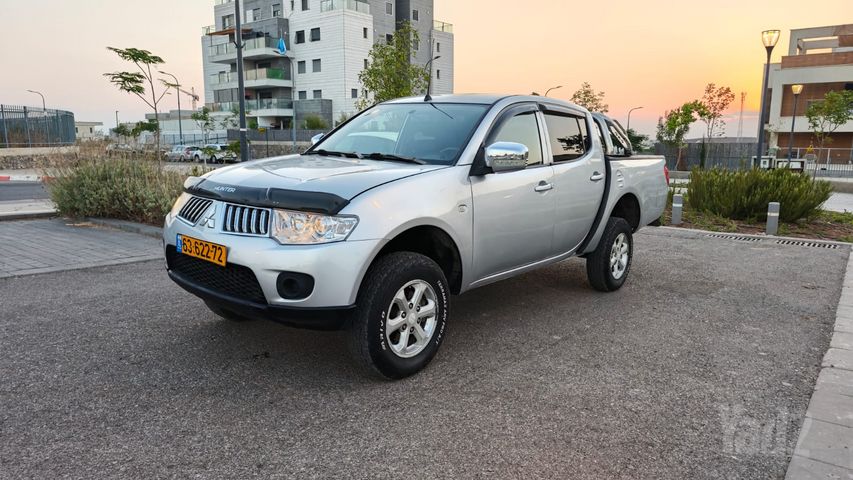 מיצובישי טרייטון / L200