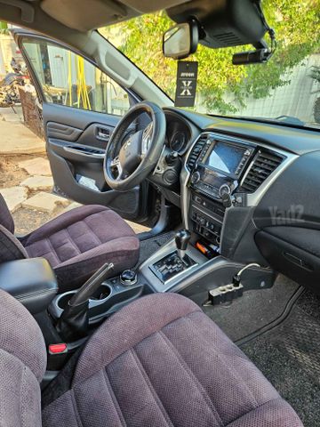 מיצובישי טרייטון / L200