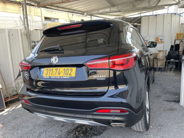 אם ג'י EHS PHEV
