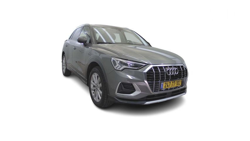 אאודי Q3