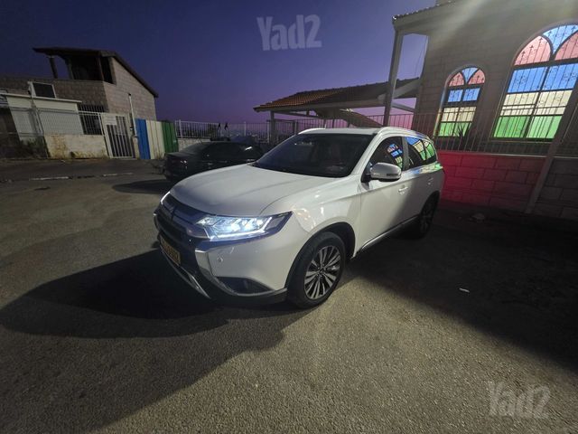 מודעת רכב מיצובישי אאוטלנדר