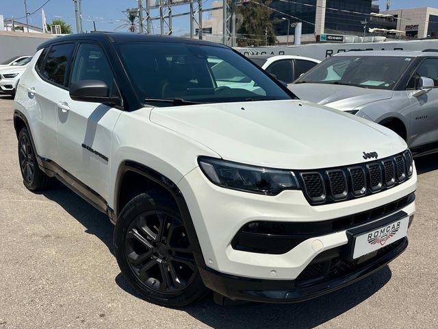 מודעת רכב ג'יפ קומפאס