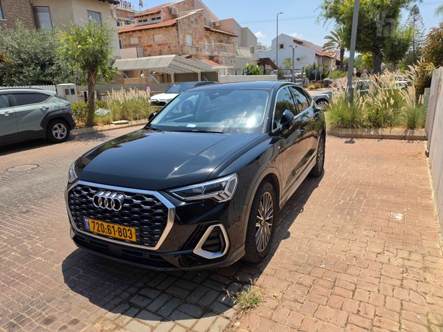 אאודי Q3