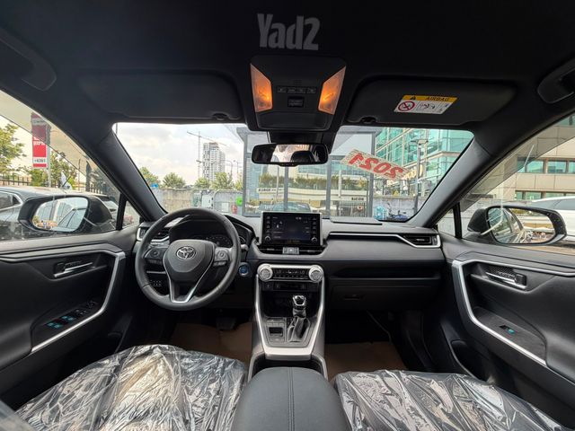 טויוטה RAV4