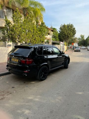 ב מ וו X5
