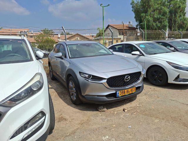 מאזדה CX-30