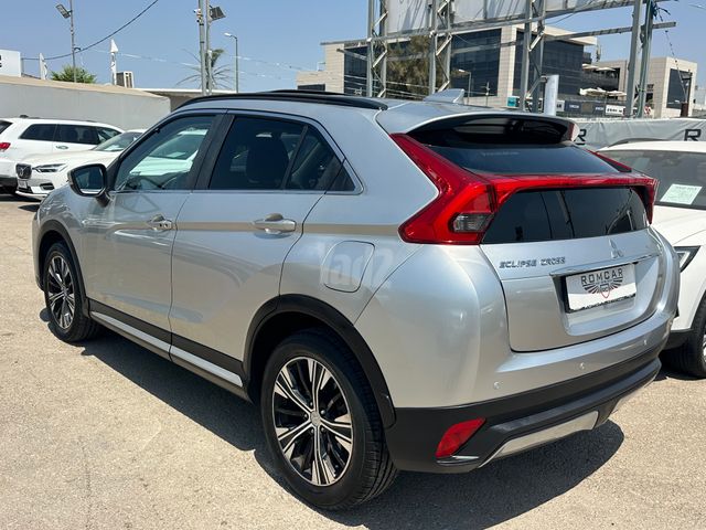 מיצובישי אקליפס קרוס