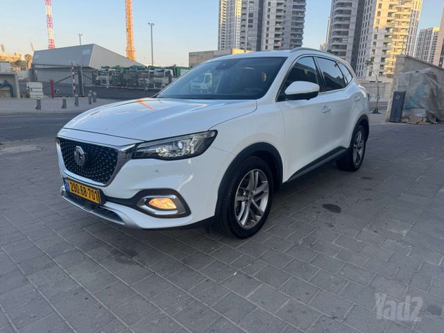 מודעת רכב אם ג'י EHS PHEV
