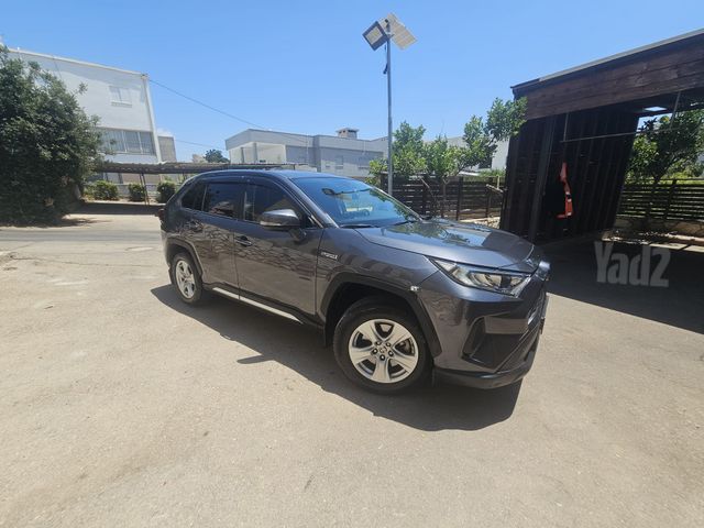 מודעת רכב טויוטה RAV4