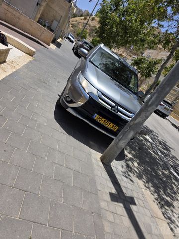 מודעת רכב מיצובישי אאוטלנדר