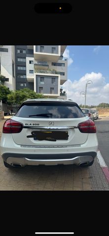 מרצדס-בנץ GLA