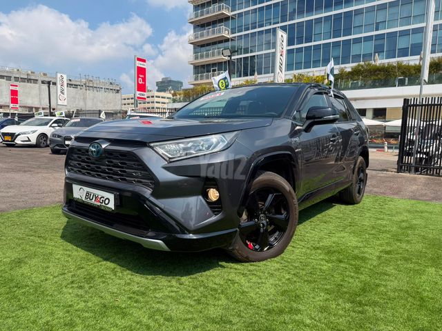טויוטה RAV4