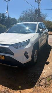 מודעת רכב טויוטה RAV4