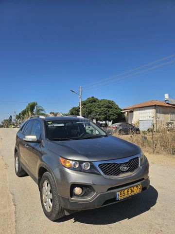 קיה סורנטו