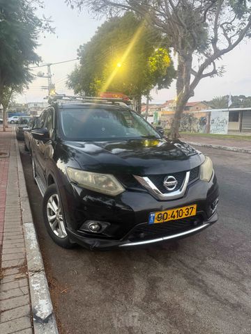 ניסאן אקס טרייל