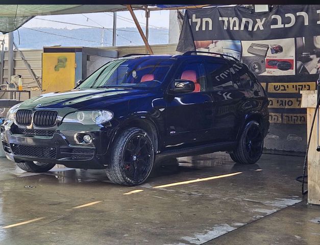 ב מ וו X5