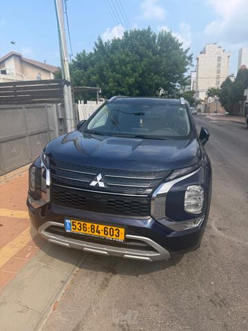 מודעת רכב מיצובישי אאוטלנדר
