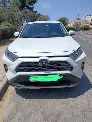מודעת רכב טויוטה RAV4