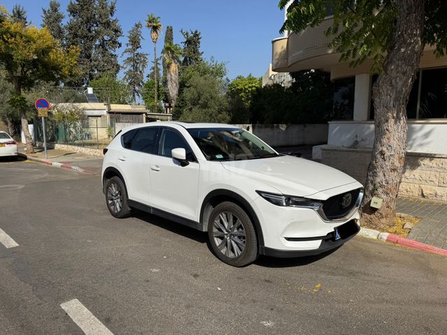 מודעת רכב מאזדה CX-5