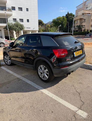 אאודי Q2
