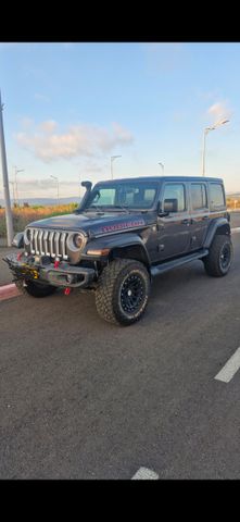 מודעת רכב ג'יפ רנגלר