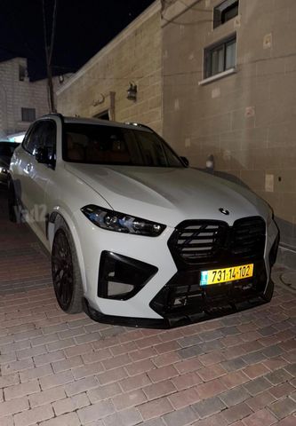 ב מ וו X5