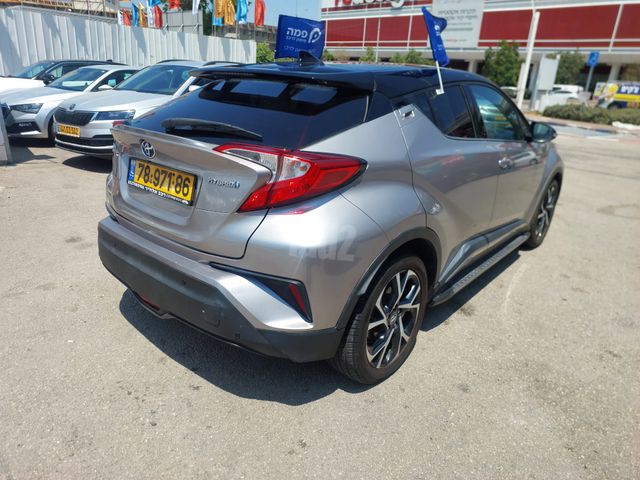 טויוטה C-HR