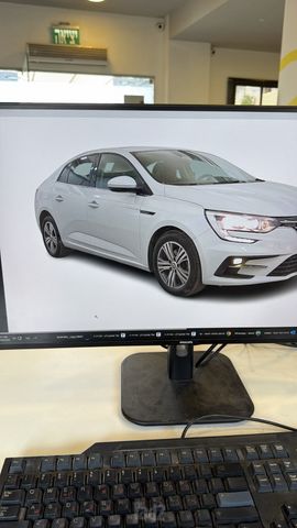 רנו מגאן