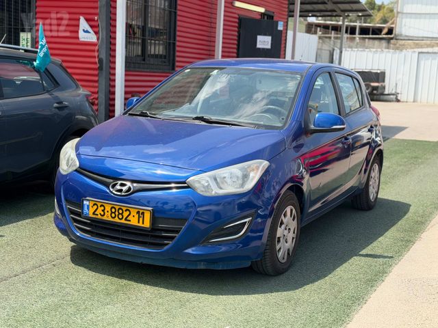 יונדאי i20