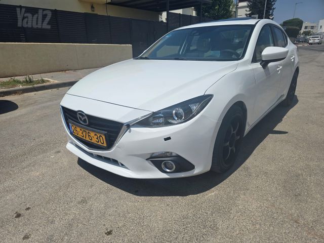 מאזדה 3