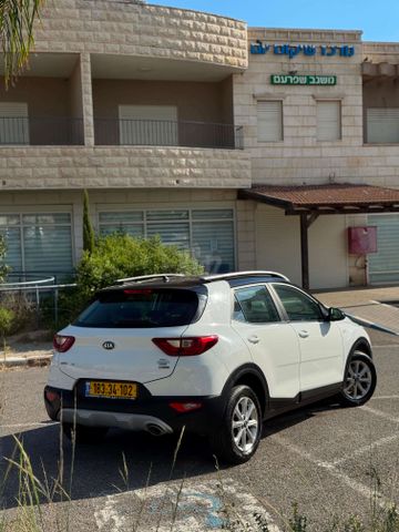 מודעת רכב קיה סטוניק 1