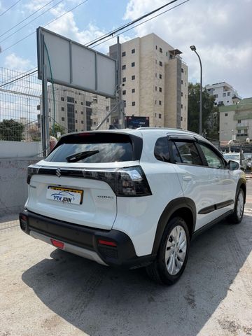 סוזוקי S-Cross