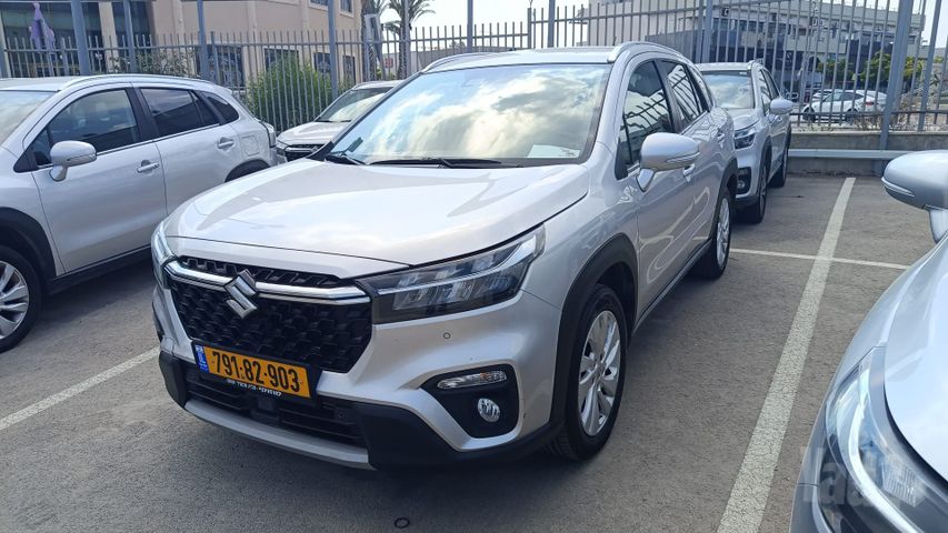 סוזוקי S-Cross