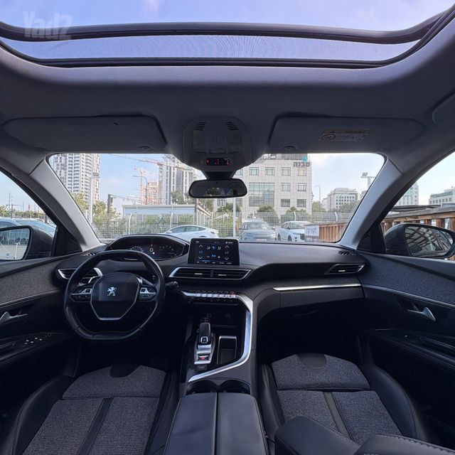 פיג'ו 3008