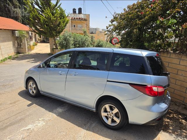 מודעת רכב מאזדה 5